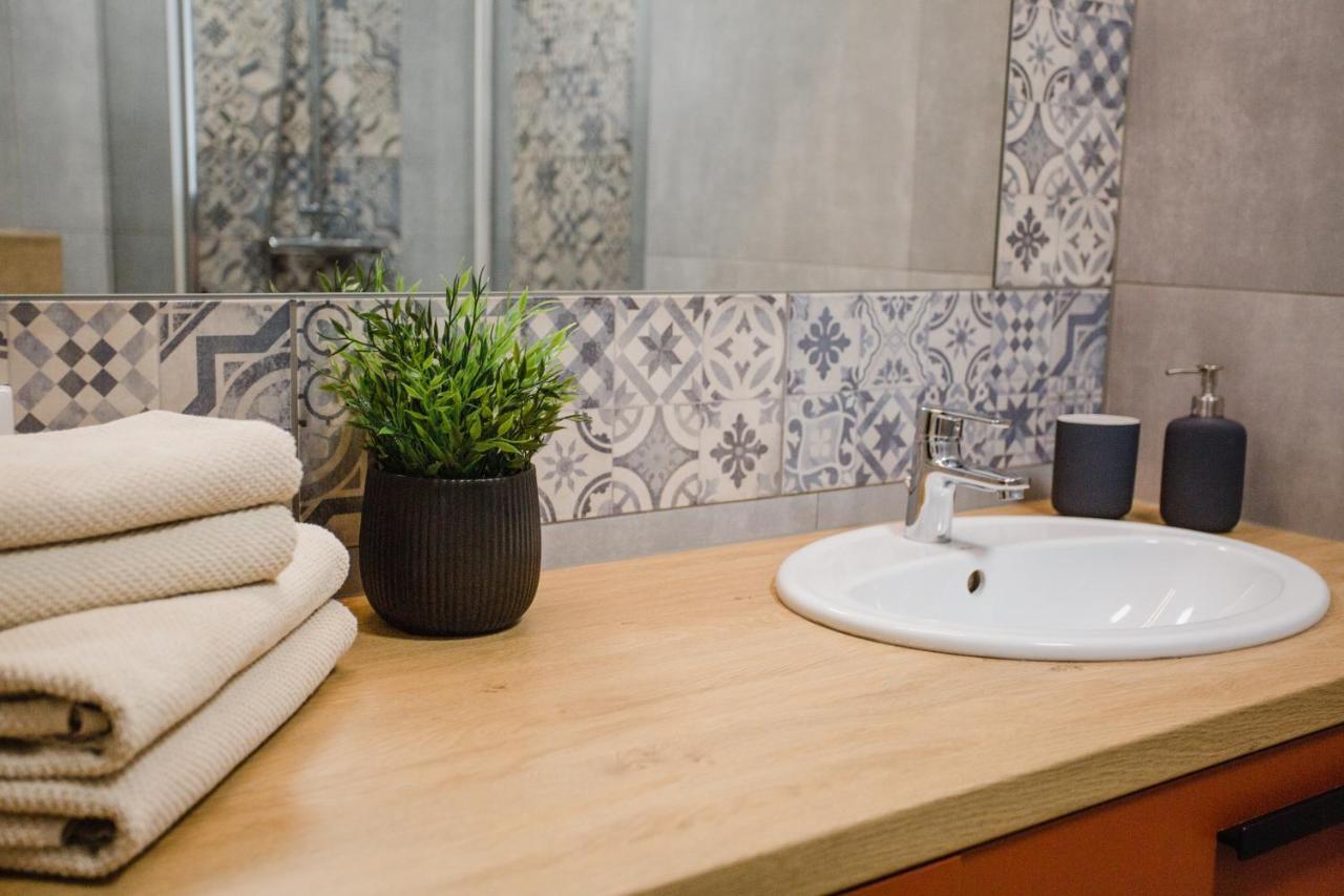 W&K Apartments - Ginger Suite - Faktura Vat, Parking Koszalin Dış mekan fotoğraf